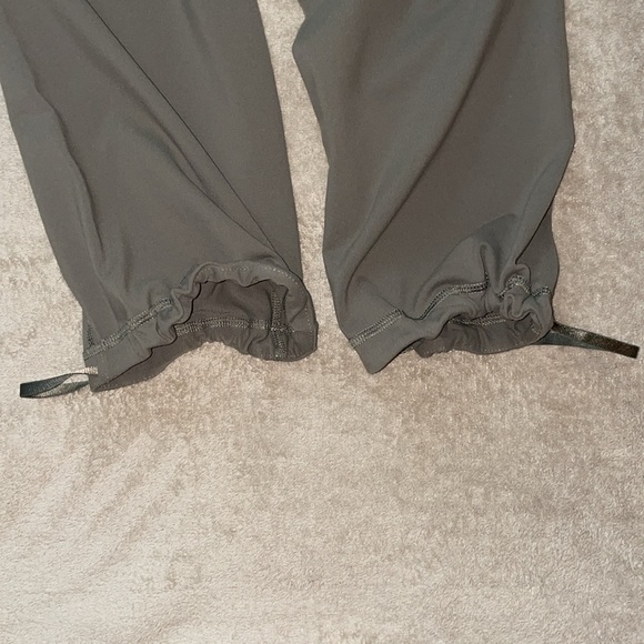 Lululemon vintage wide leg crop drawstring legging - Picture 4 of 7